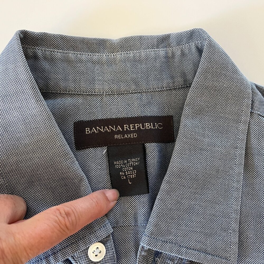 Banana Republic Relaxed Fit Long Sleeve Button Down Shirt Size L 100% Cotton